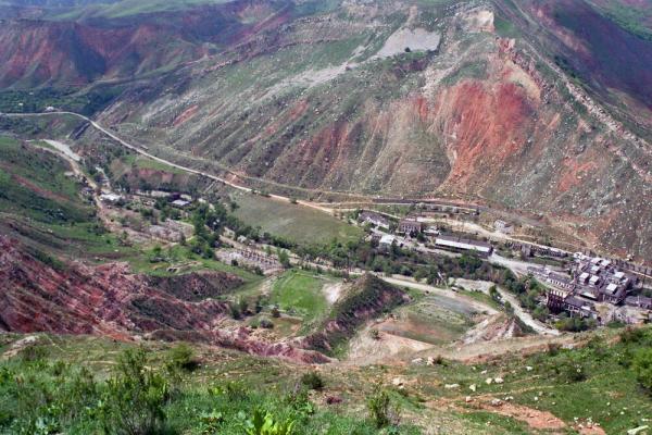 View of the old mill and uranium tailings sites in Mailuu-Suu, Kyrgyzstan.